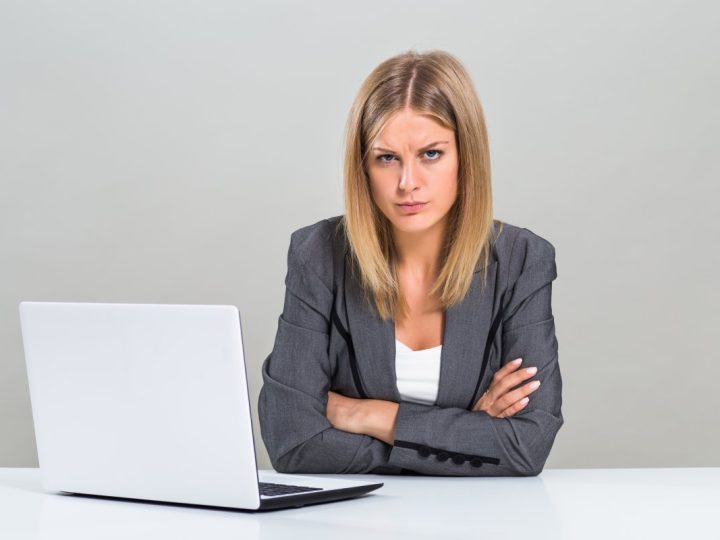 Women face greater risks from generative AI, warns ILO report