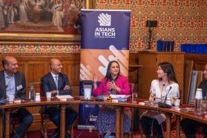 Lopa-Patel-MBE-Chair-of-Diversity-UK-speaking-at-the-Asians-in-Tech-Impact-Report-Launch-V7007947c
