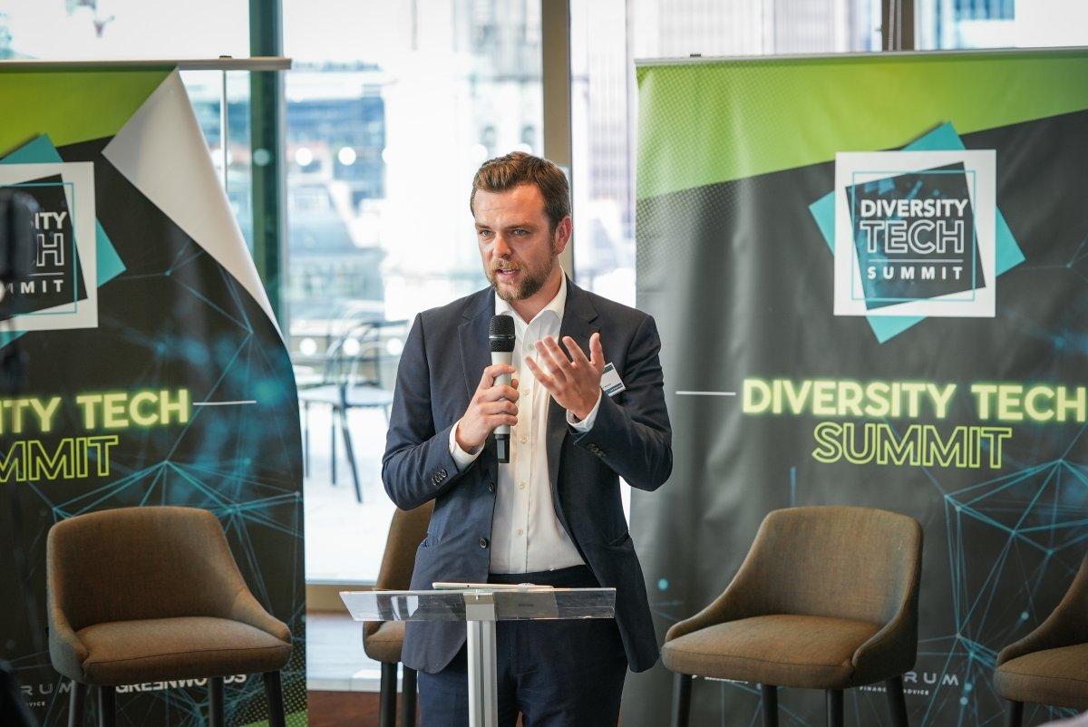 Alex-Danks-Principal-at-Futurum-Financial-Advice-opens-the-Diversity-Tech-Summit-2025-Image-by-Vineet-Johri-VJC00003